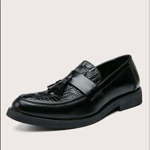 Guys Crocodile Embossed Tassel Loafers